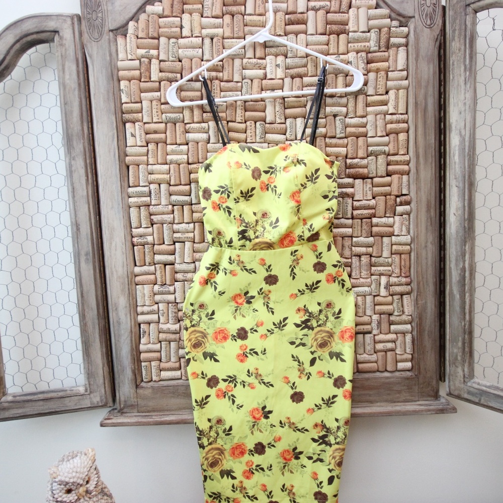 Small Cocktail sweetheart pin-up dress